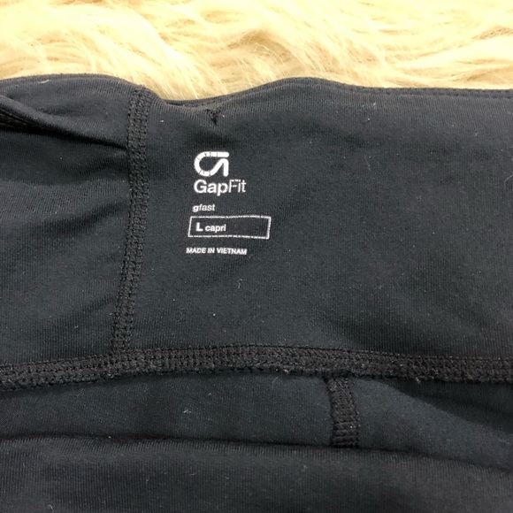 GAP Fit gfast athletic yoga capri leggings - Picture 2 of 7